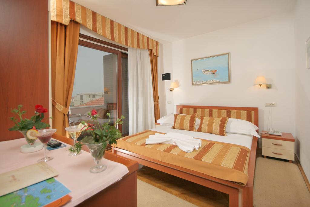 Hotel Trogirski Dvori ห้อง รูปภาพ
